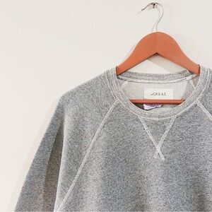 the great. | the slouch sweatshirt. in classics - varsity grey ↷